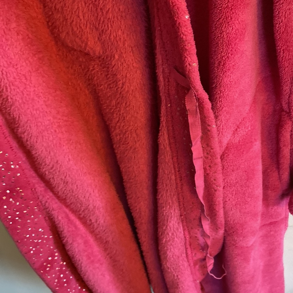 ⭐️2/$10 - pink robe - Picture 6 of 6